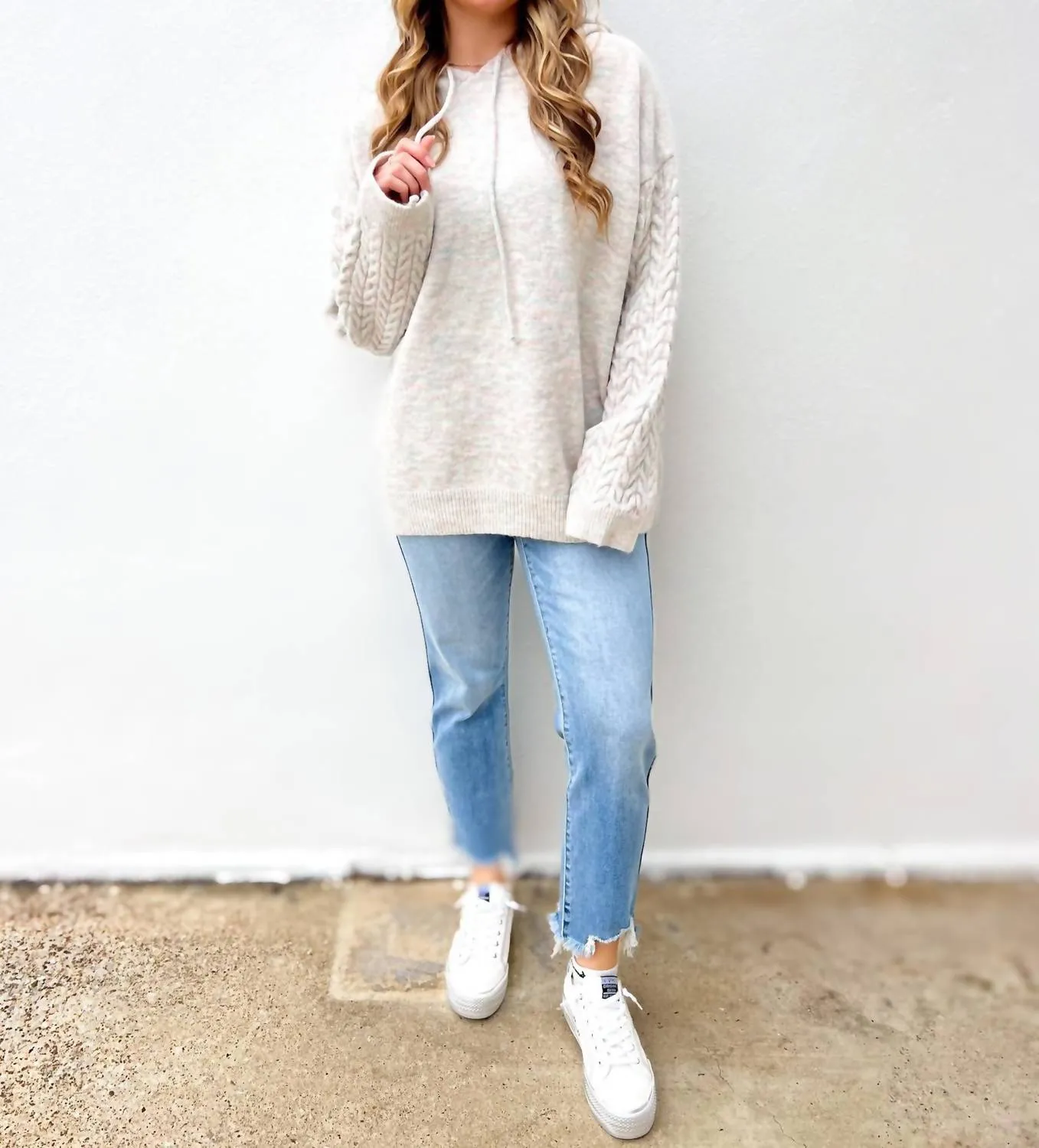 &Merci - Christmas Everywhere Cable Sleeve Pullover