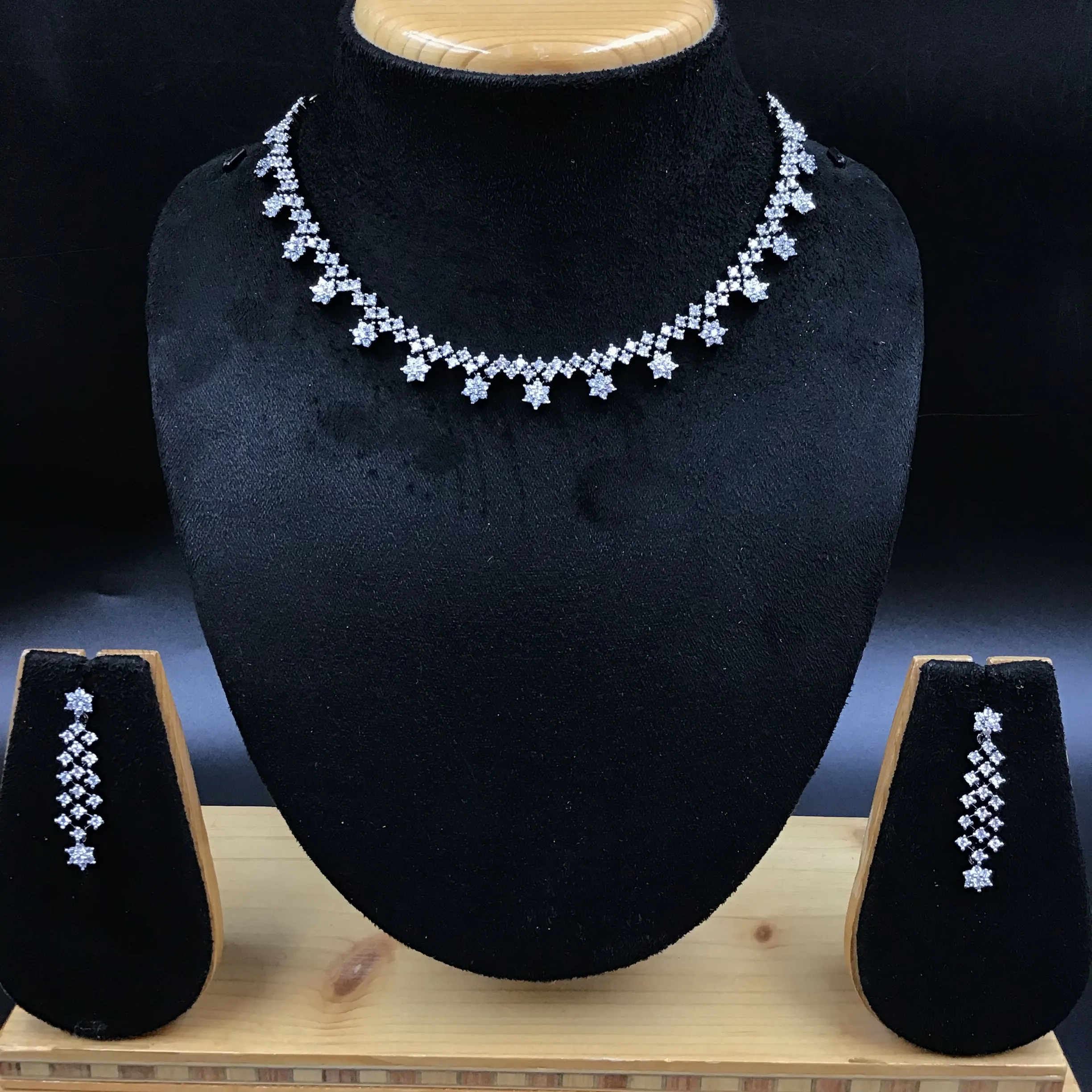 Gray Zircon/AD Necklace Set 18452-5634