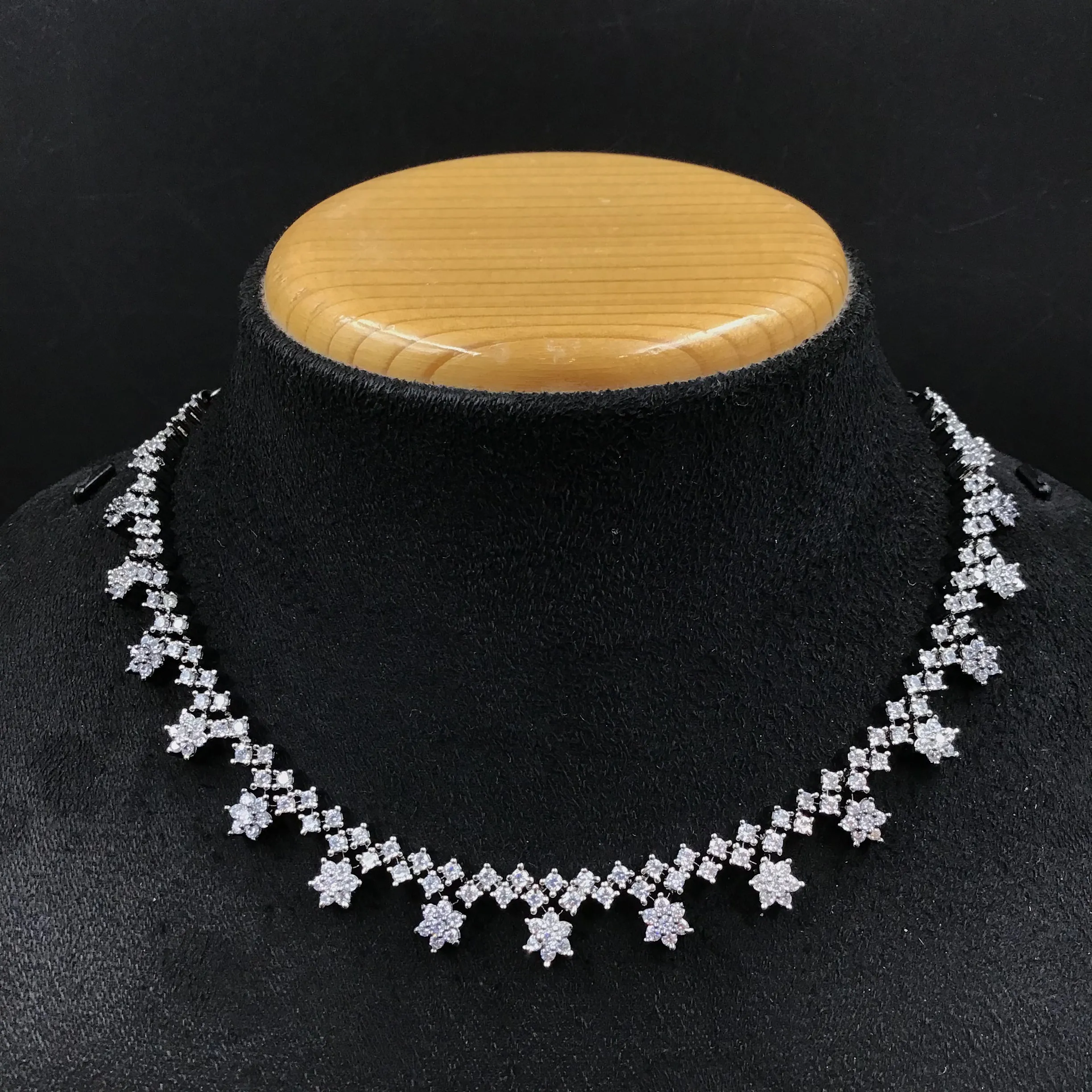 Gray Zircon/AD Necklace Set 18452-5634