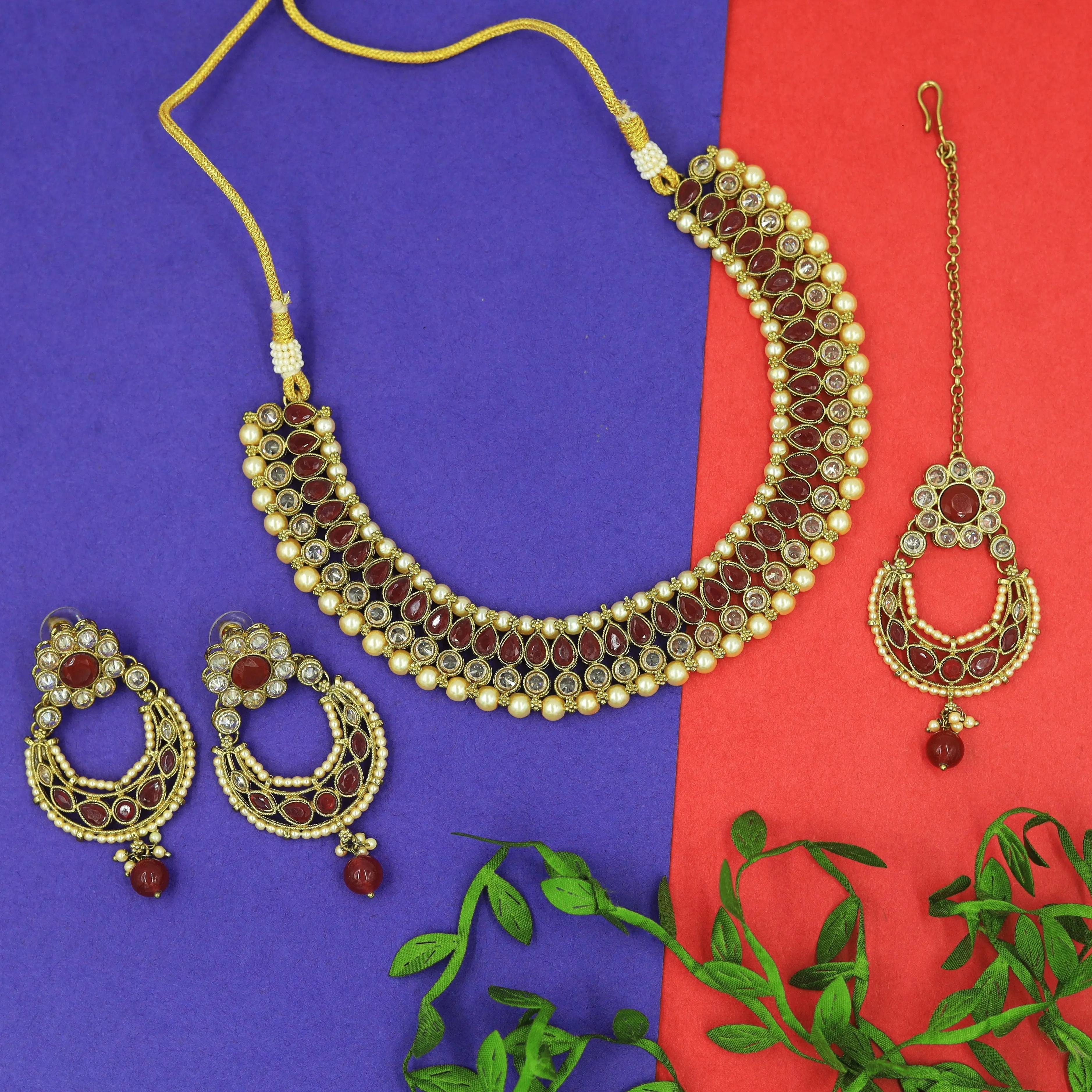 Round Neck Antique Necklace Set 4644-33