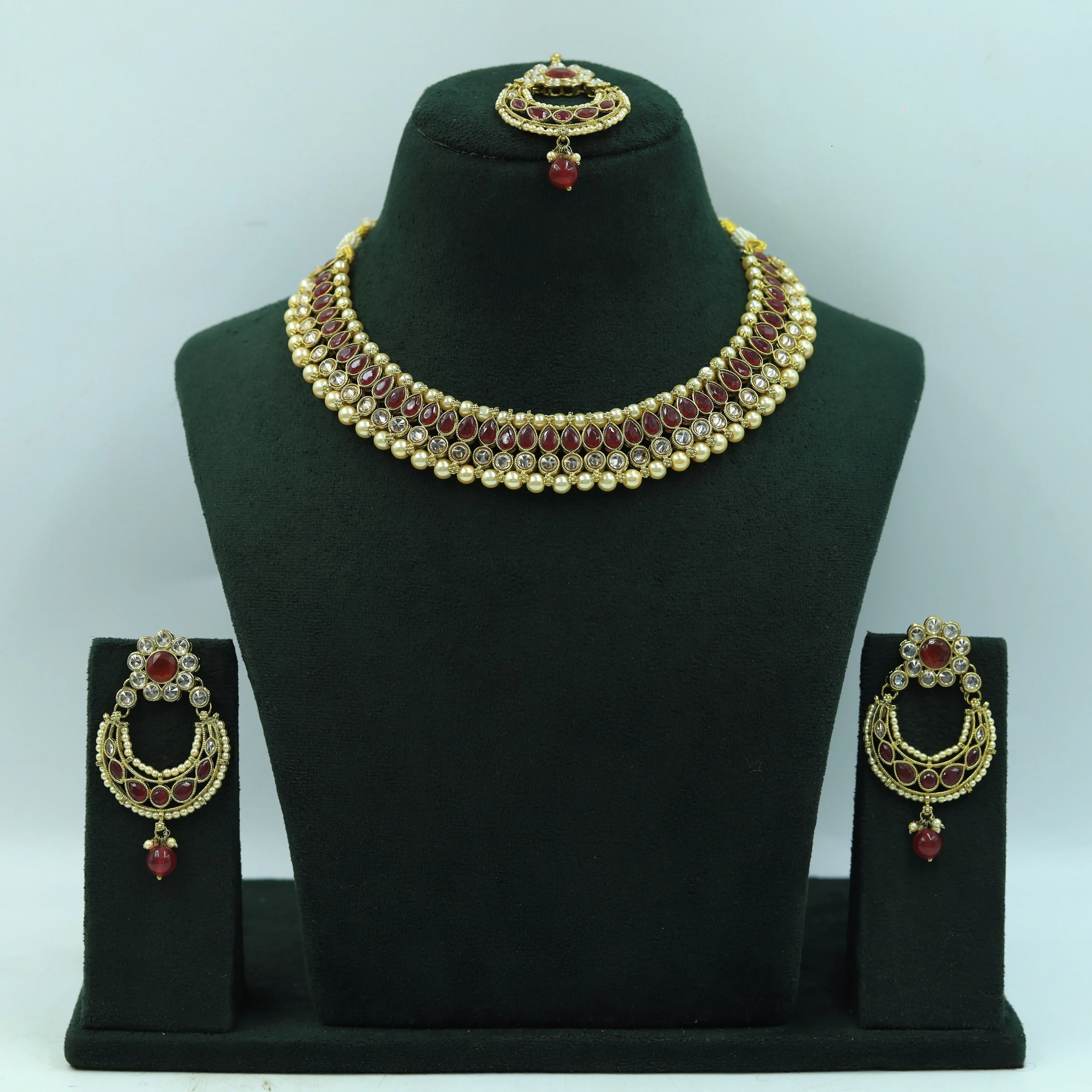 Round Neck Antique Necklace Set 4644-33